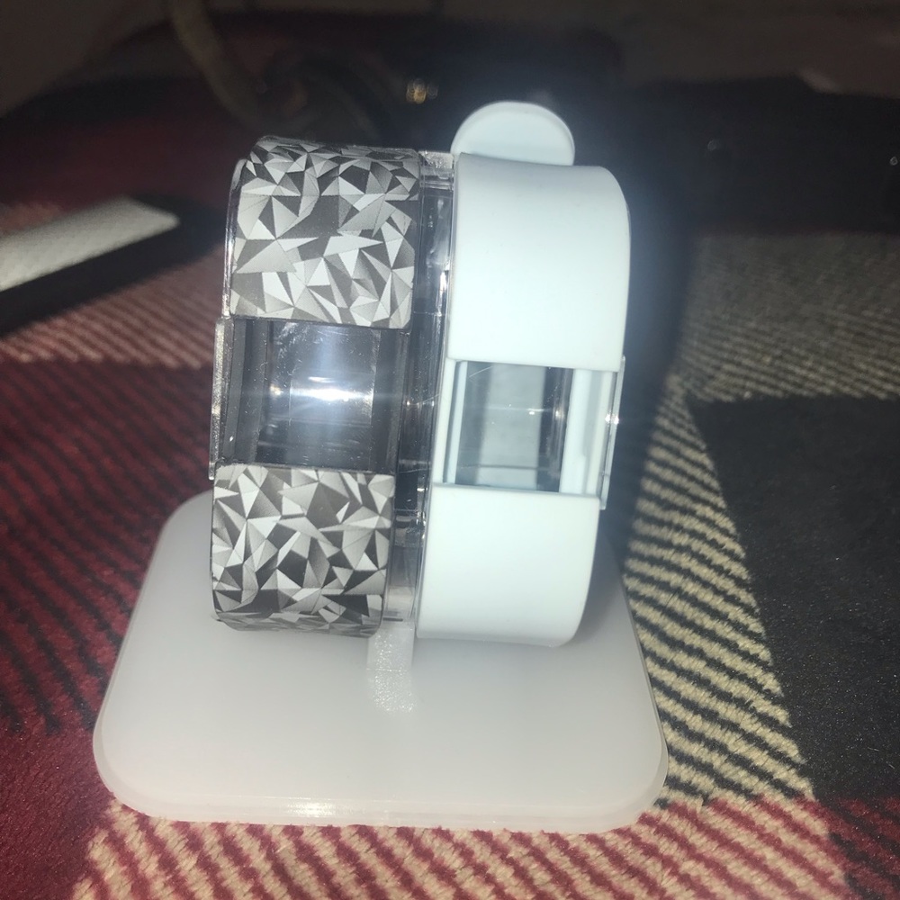 iFitness activity tracker
